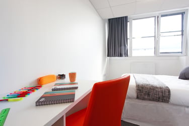 En Suite Classic at MyPad Paisley, 26 Gilmour Street, City Centre, Paisley, PA11EQ - Image 2